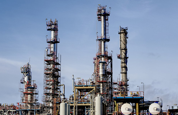 Oil & Gas 7 6 1